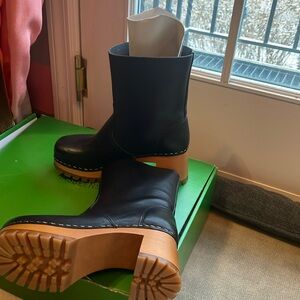 Brand New Hasbeens Boots